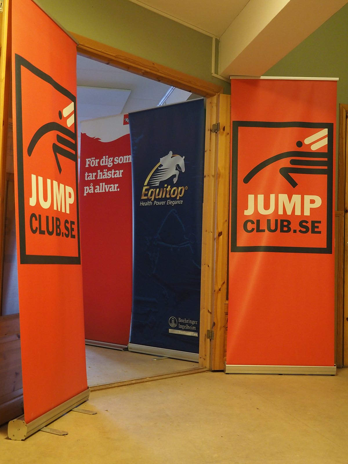 JumpClubs samarbetspartner hade en egen utställning i Hammarö.